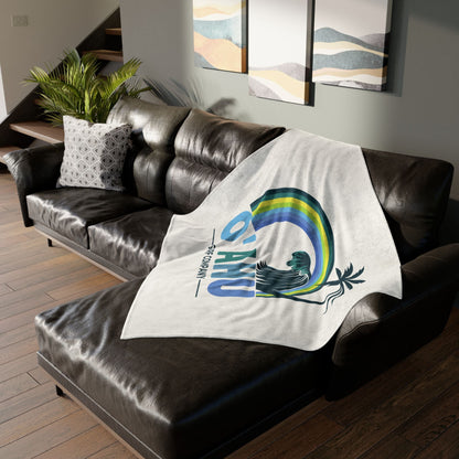 Hawaiian Island Throw Blanket – Cozy Fleece Blanket with Vibrant Ocean Rainbow Hues - O'ahu Surf Company