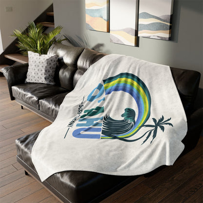 Hawaiian Island Throw Blanket – Cozy Fleece Blanket with Vibrant Ocean Rainbow Hues - O'ahu Surf Company