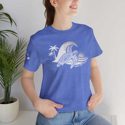 Hawaiian Sea Turtle Ocean Wave Graphic Tee - O'ahu Surf Company