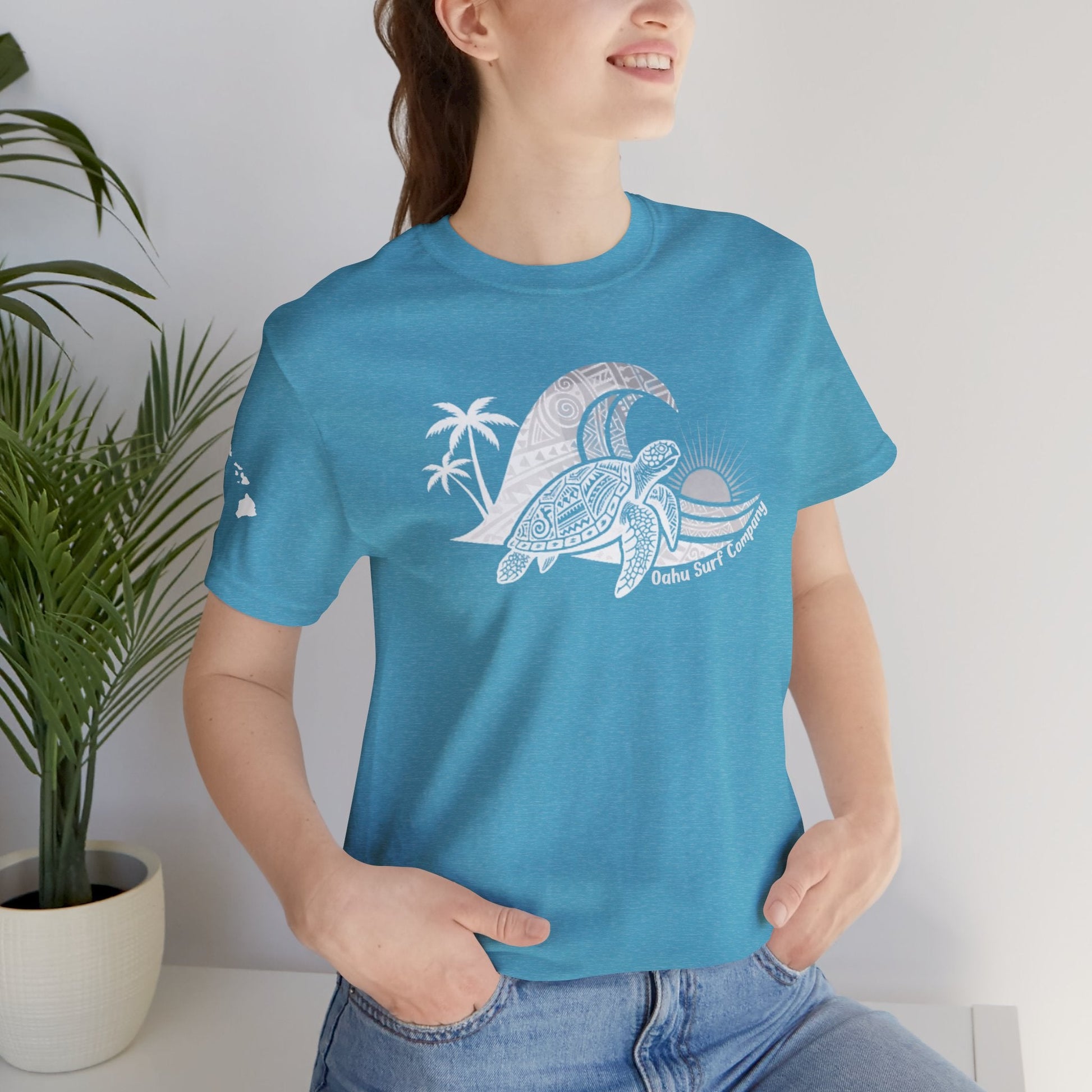 Hawaiian Sea Turtle Ocean Wave Graphic Tee - O'ahu Surf Company